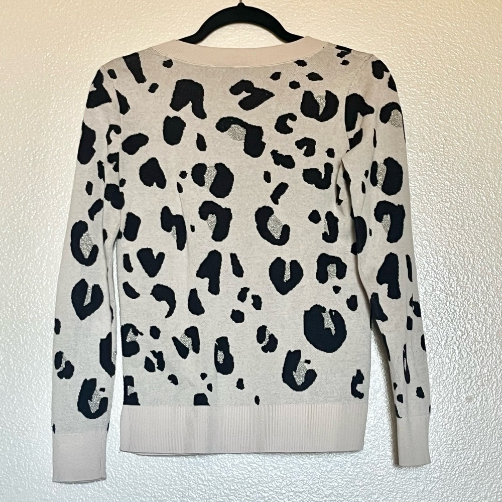 LOFT Leopard Jacquard Beige/Metallic Gold Sweater size xsmall - Picture 9 of 9